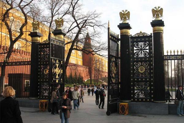 باغ الکساندر مسکو جاذبه محبوب شهر مسکو